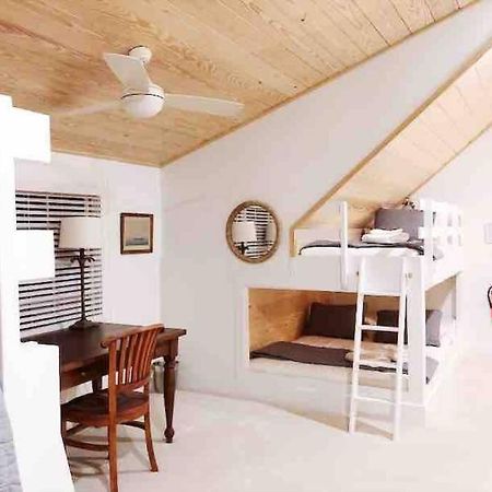 צ'רלסטון Liz Lane Cottage- Entire Guesthouse מראה חיצוני תמונה