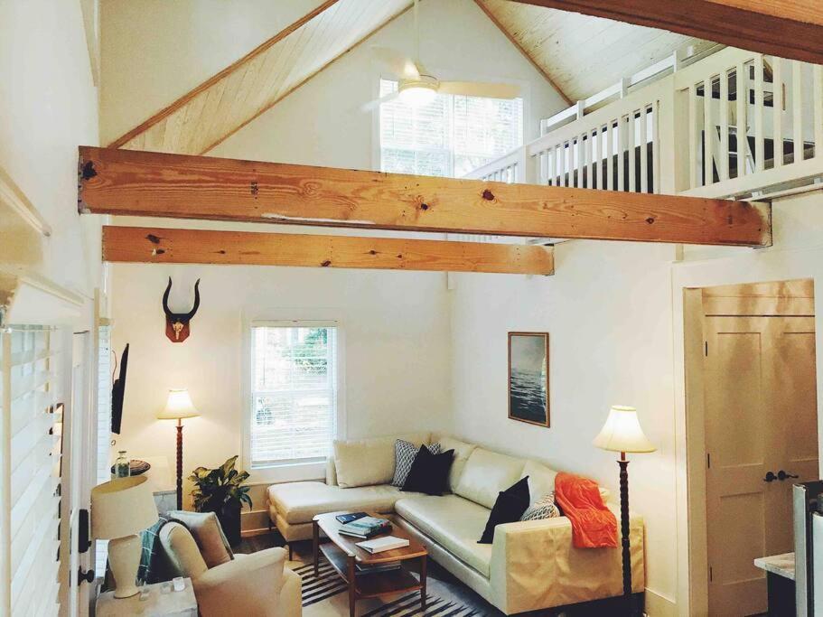 צ'רלסטון Liz Lane Cottage- Entire Guesthouse מראה חיצוני תמונה